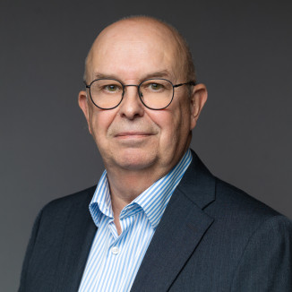 Colin Iles Headshot