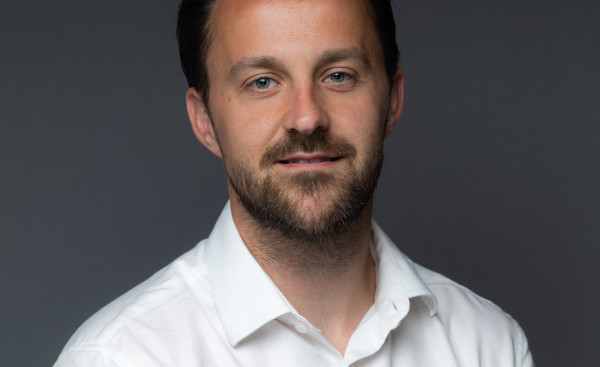 Daniel Chessher Headshot