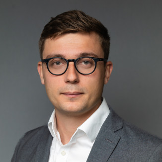 Stefan Babic Headshot